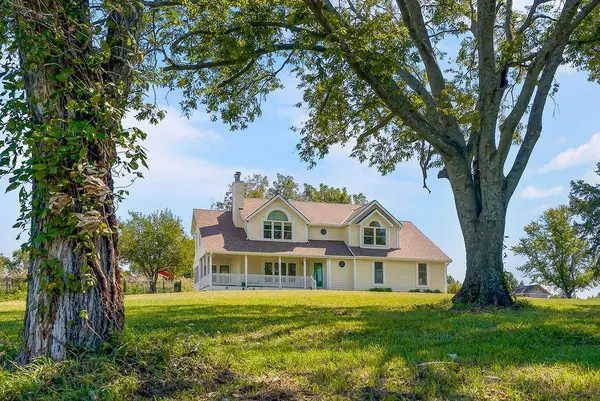 11395 Gardner Road, Olathe, KS 66061