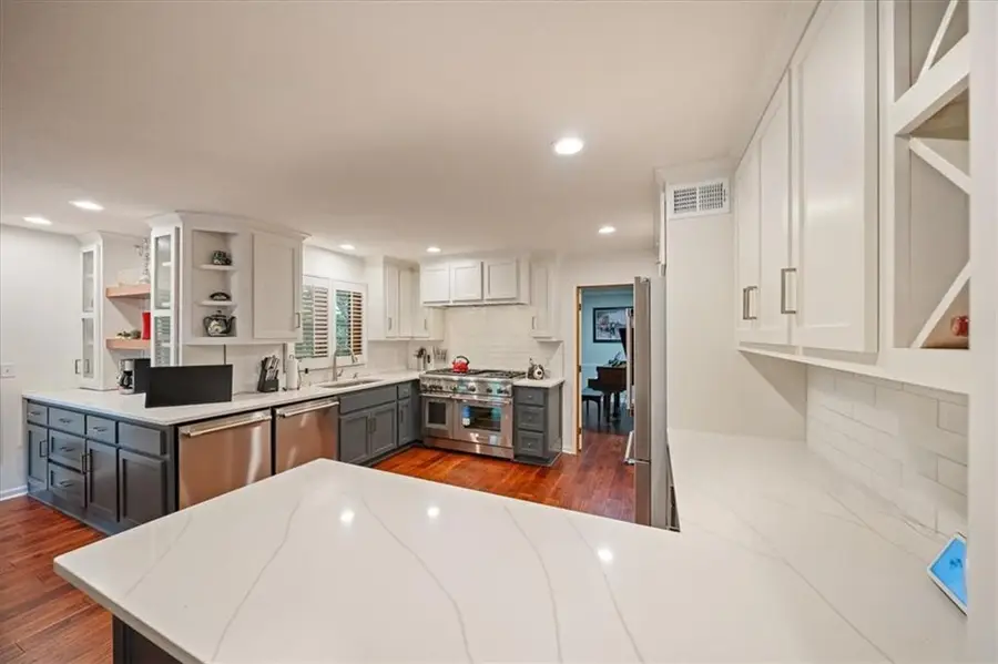 4401 W 128th Street, Leawood, KS 66209 - #2