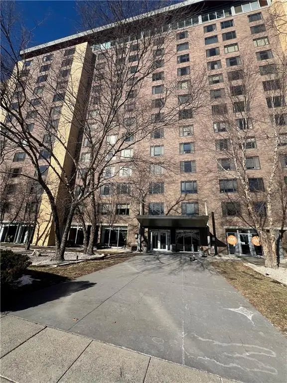 600 E 8th Street #3M, Kansas City, MO 64106 - #1