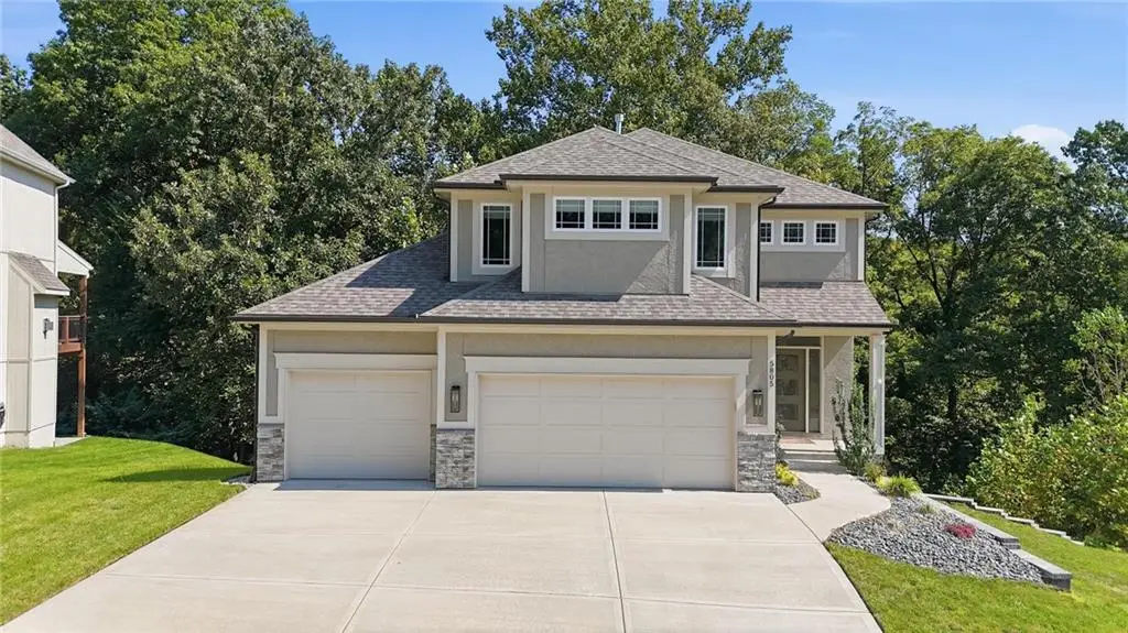 5805 Thousand Oaks Drive, Parkville, MO 64152 - #1