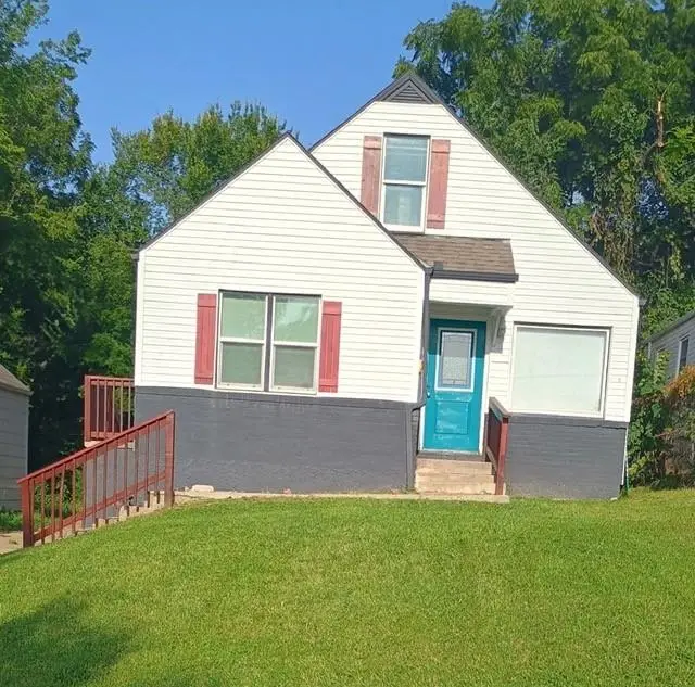 4508 Askew Avenue, Kansas City, MO 64130 - #1