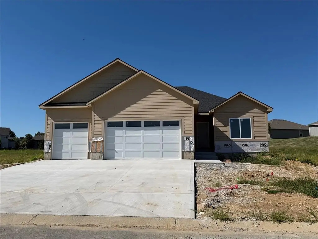 8013 SE Crumley Court, Blue Springs, MO 64014 - #1