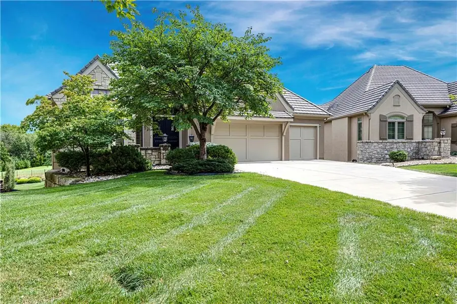 14105 Nicklaus Drive, Overland Park, KS 66223 - #3