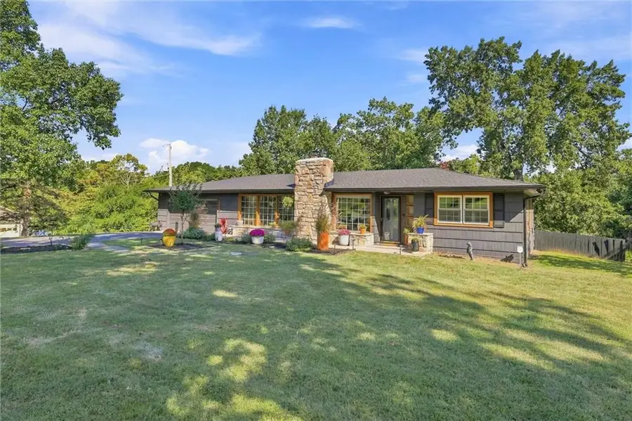 6004 NW Crystal Pool Drive, Platte Woods, MO 64151 - #2