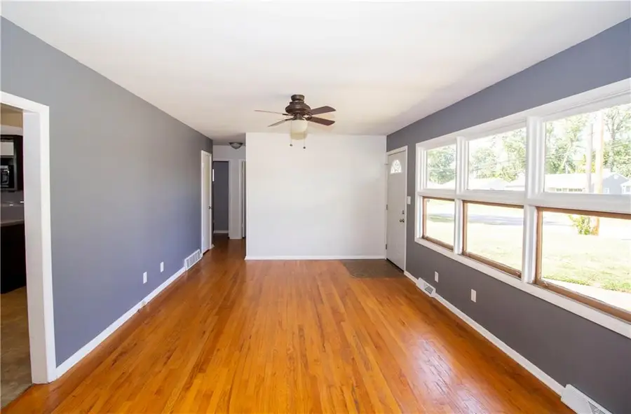 12701 W 92nd Street, Lenexa, KS 66215 - #3