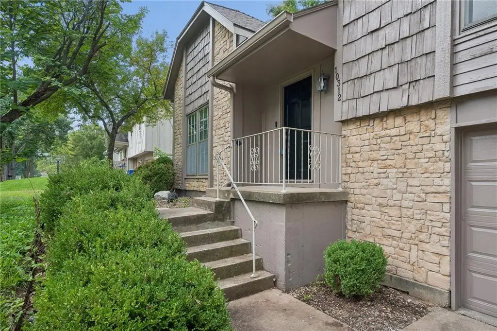 10312 Haskins Street, Lenexa, KS 66215 - #1