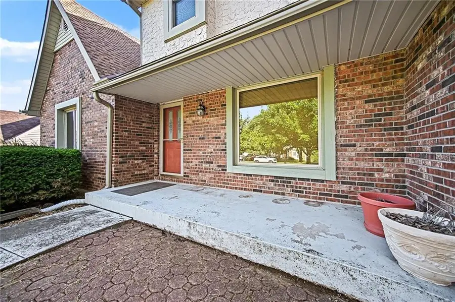 7605 NW Roberts Road, Weatherby Lake, MO 64152 - #3