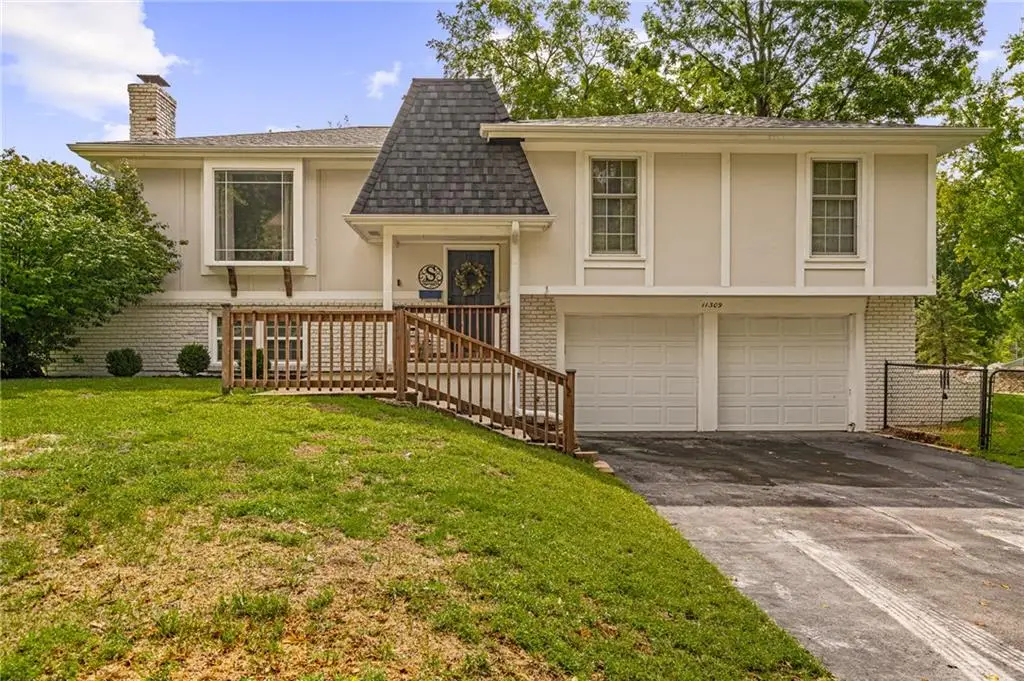 11309 W 52nd Terrace, Shawnee, KS 66203 - #1