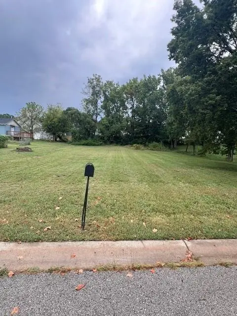 13756 Willard Avenue, Bonner Springs, KS 66012 - #1