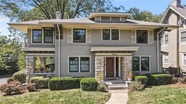 5844 Grand Avenue, Kansas City, MO 64113