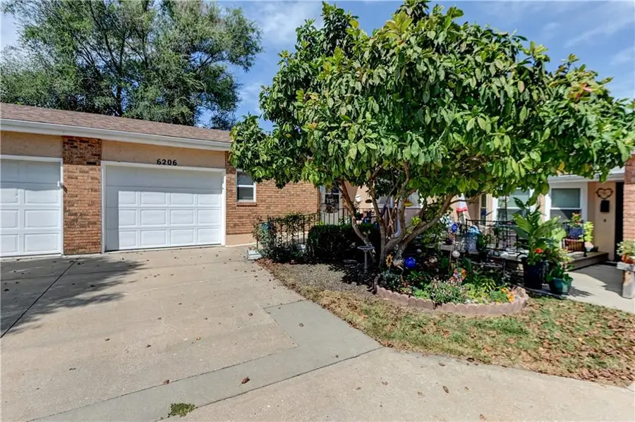 6206 Ash Court, Raytown, MO 64133 - #2