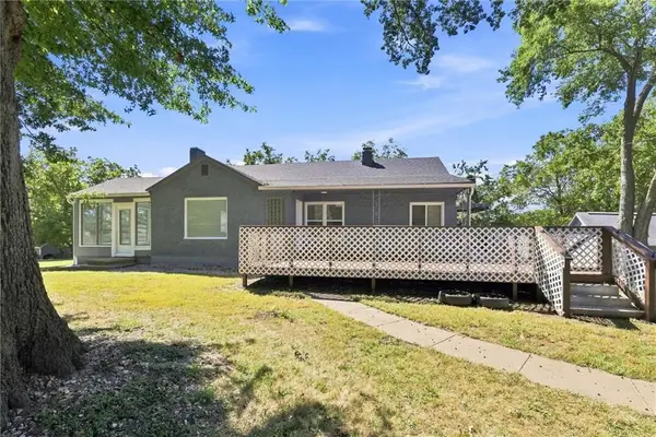 7203 E 102nd Street, Kansas City, MO 64134