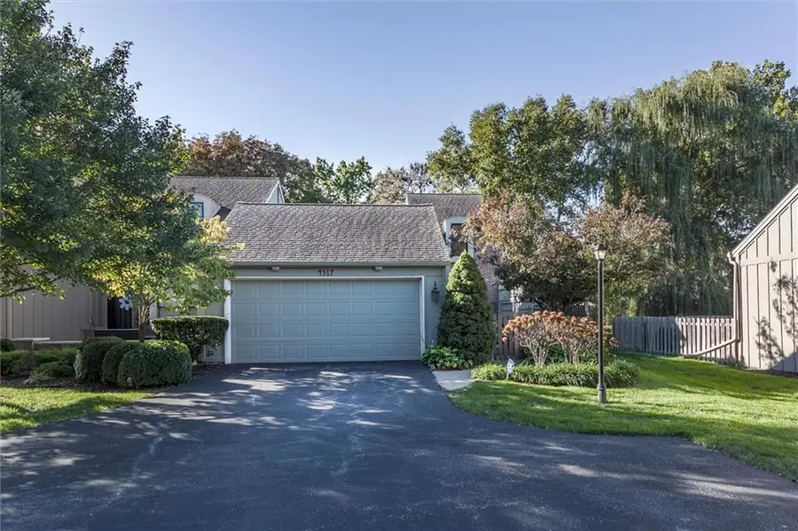 4317 W 112th Street, Leawood, KS 66211 - #2