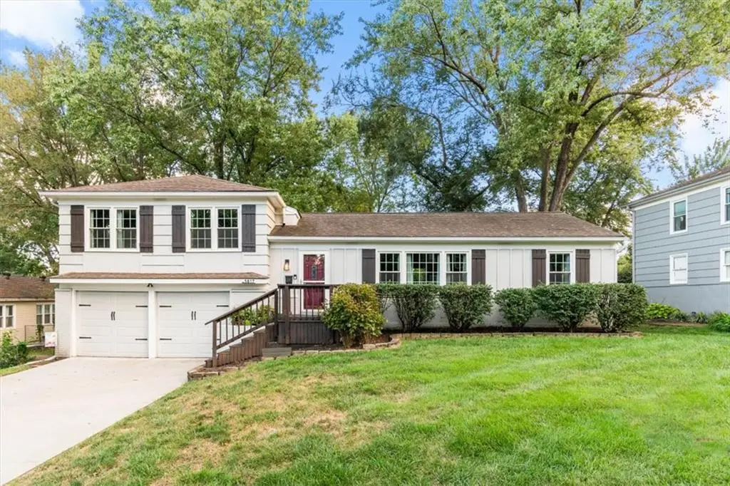 5817 W 101st Place, Overland Park, KS 66207 - #1