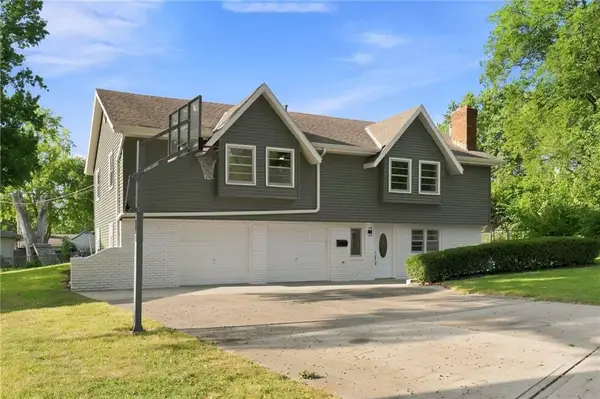 6415 W 73rd Terrace, Overland Park, KS 66204