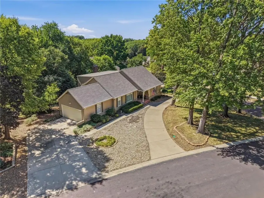 7507 W 101 Terrace, Overland Park, KS 66212 - #3