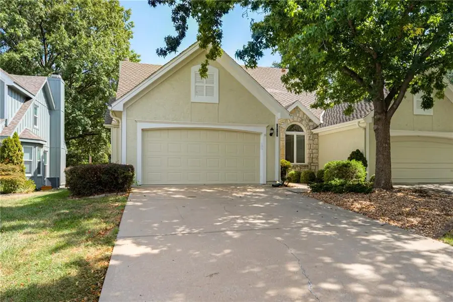 12107 Slater Street, Overland Park, KS 66213 - #2