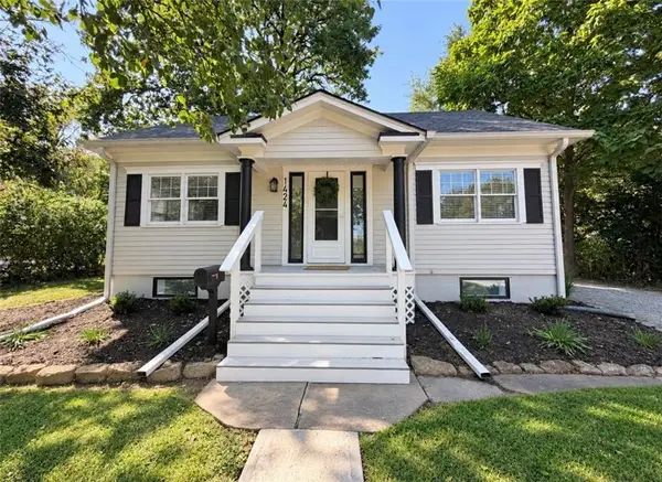 1424 N Mulberry Street, Maryville, MO 64468