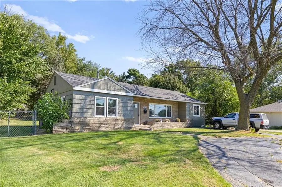 4828 Gibbs Road, Kansas City, KS 66106 - #2