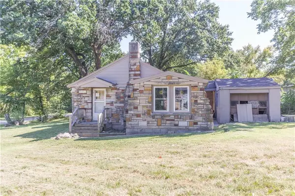 4415 August Lane, Kansas City, KS 66106