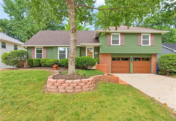 8300 W 97th Terrace, Overland Park, KS 66212