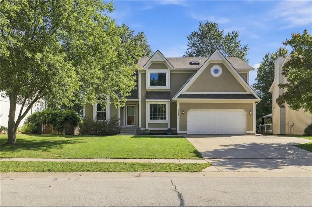 1237 E Meadow Lane, Olathe, KS 66062 - #1