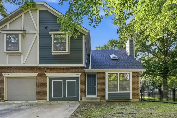 11740 Oakmont Street, Overland Park, KS 66210