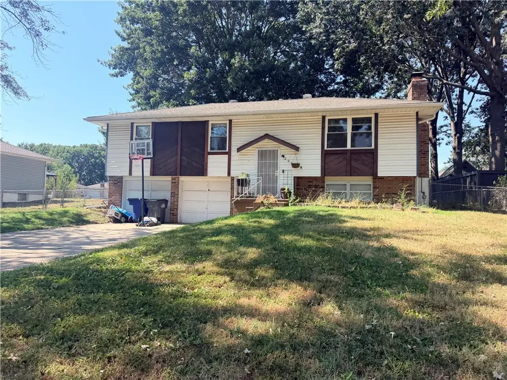 2509 SW 5th Street, Blue Springs, MO 64014 - #1