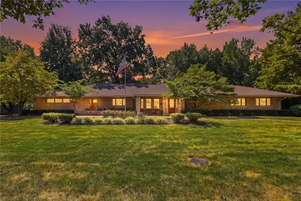 2025 W 96th Street, Leawood, KS 66206