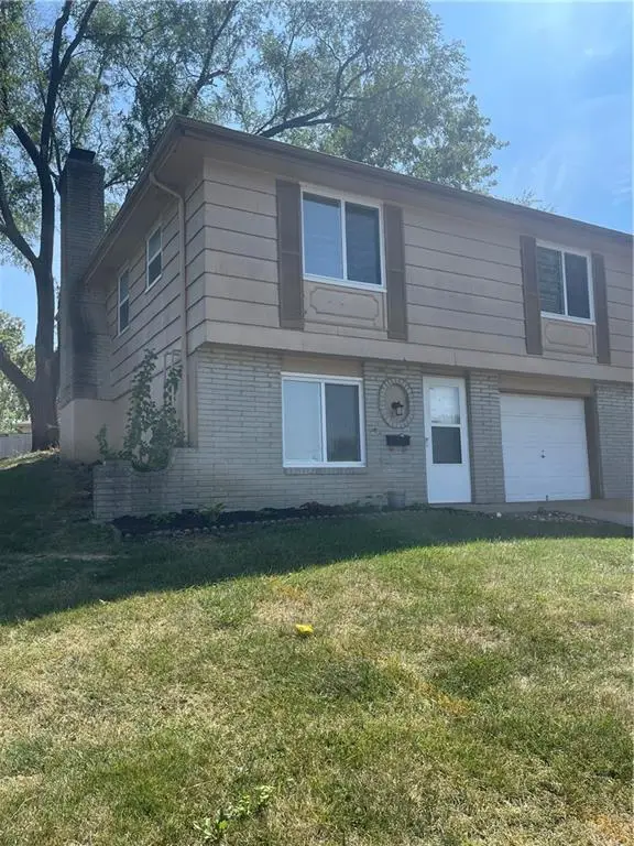 6963 Chapel Woods Lane, Kansas City, MO 64152 - #2