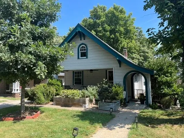 3823 Genessee Street, Kansas City, MO 64111 - #1