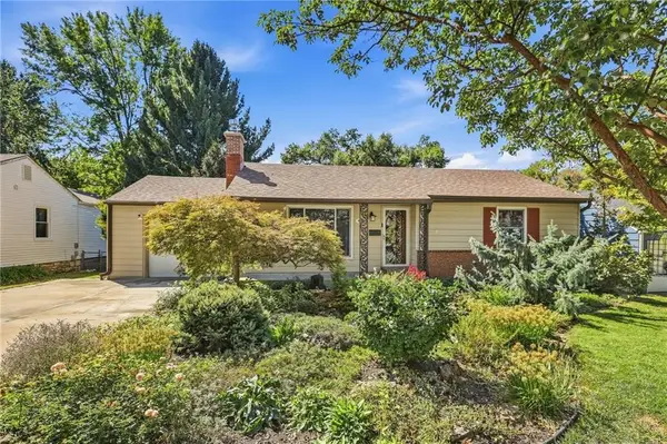 4127 W 54th Street, Roeland Park, KS 66205