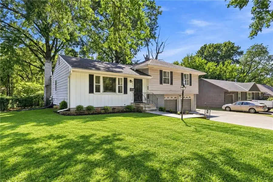 9611 E 80th Terrace, Raytown, MO 64138 - #3