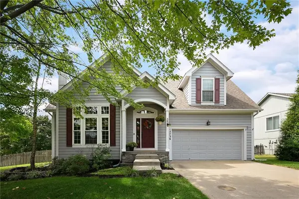 15736 S Locust Street, Olathe, KS 66062