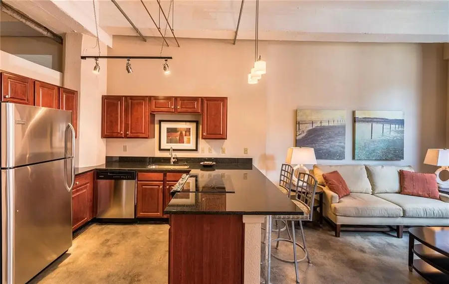 1535 Walnut Street #405, Kansas City, MO 64108 - #3