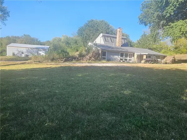 24625 Old Kc Road, Paola, KS 66071