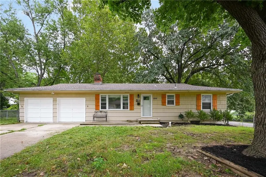 5501 N Highland Avenue, Kansas City, MO 64118 - #2