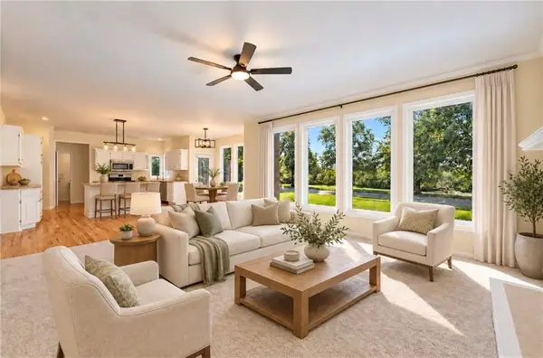13721 Manor Road, Leawood, KS 66224