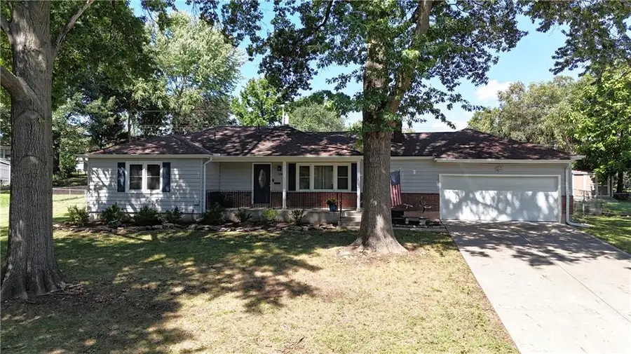 1100 W 96th Terrace, Kansas City, MO 64114 - #3