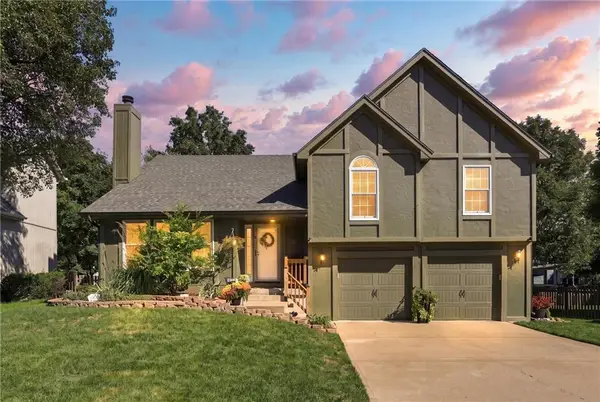 4825 Noreston Street, Shawnee, KS 66226