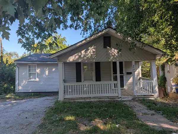 8704 Roberts Avenue, Kansas City, MO 64125