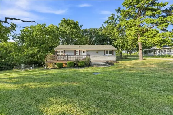 5600 Topping Avenue, Kansas City, MO 64129