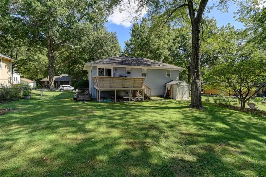 805 Citadel Drive, Weston, MO 64098 - #2