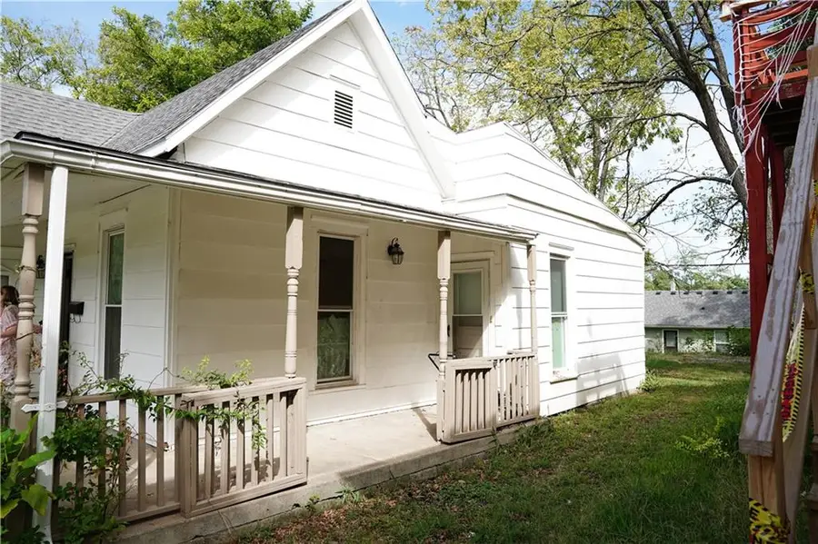 211 Ming Street, Warrensburg, MO 64093 - #2
