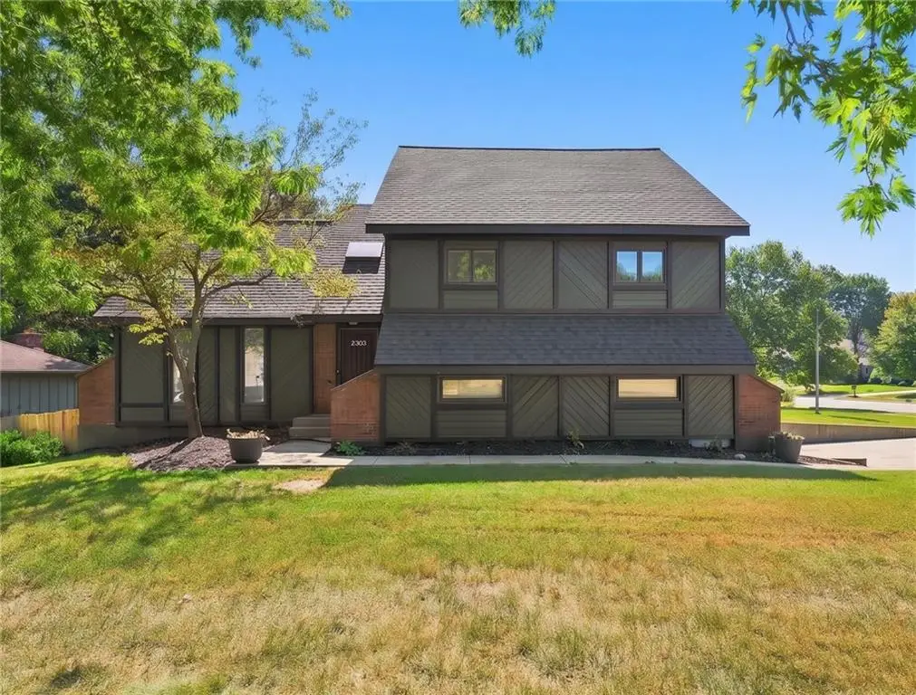 2103 NE 79th Terrace, Kansas City, MO 64118 - #1