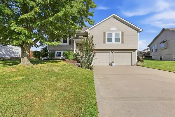 619 SE Joel Avenue, Lee's Summit, MO 64063