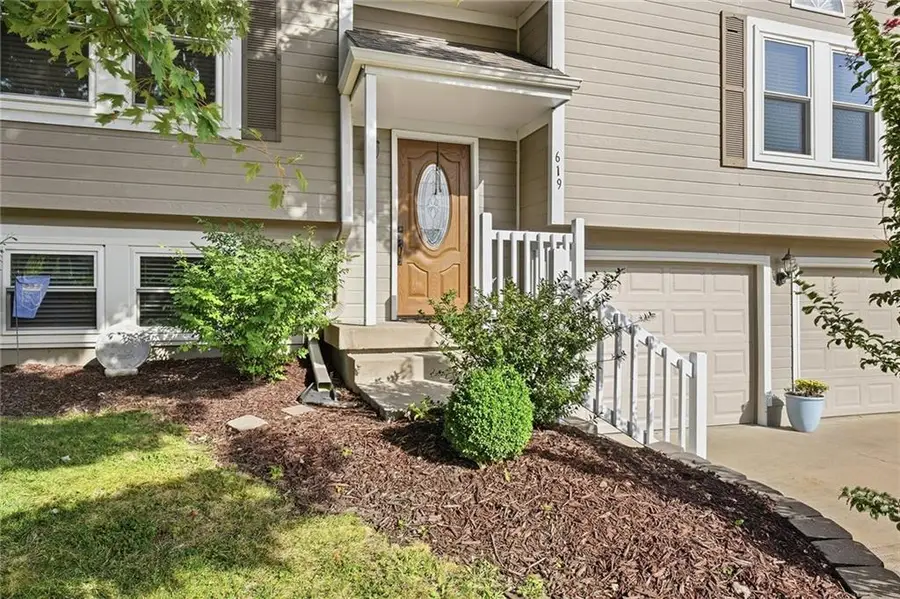 619 SE Joel Avenue, Lees Summit, MO 64063 - #3