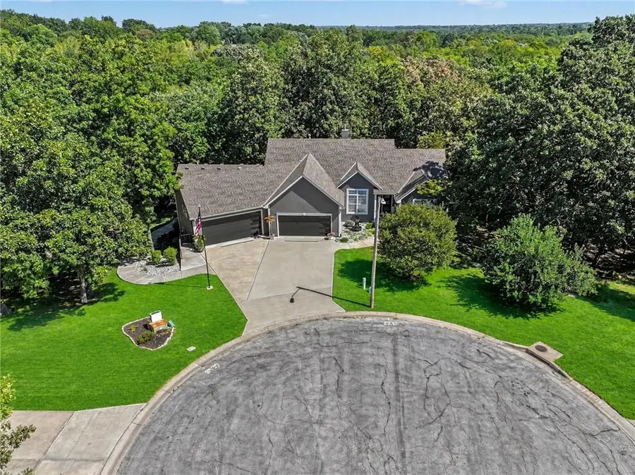 929 NE Emily Lane, Lees Summit, MO 64086 - #2