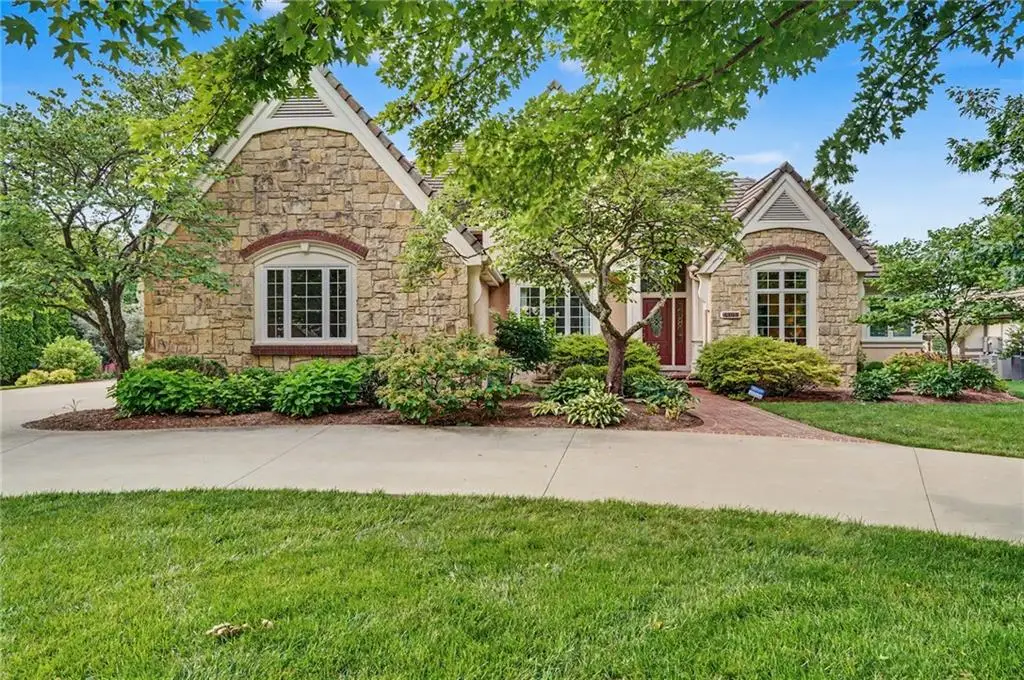 4305 Nicklaus Drive, Lawrence, KS 66049 - #1
