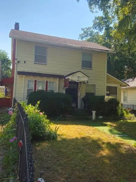 5821 S Tracy Avenue #5821, Kansas City, MO 64110